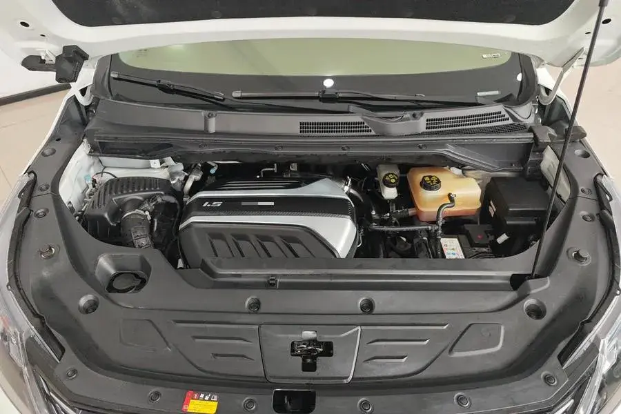 2021 MAXUS G50 thumbnail 4