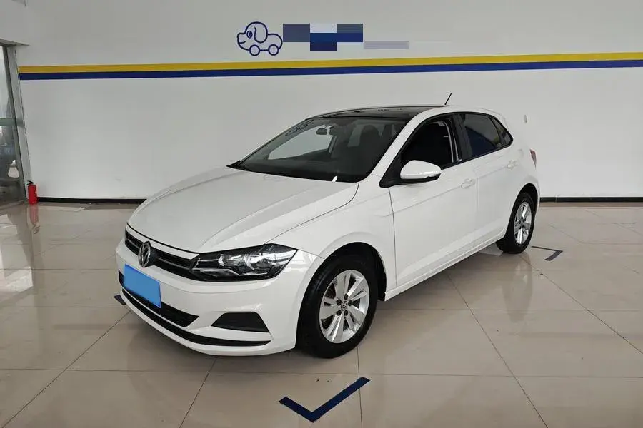 2019 VOLKSWAGEN POLO view 1