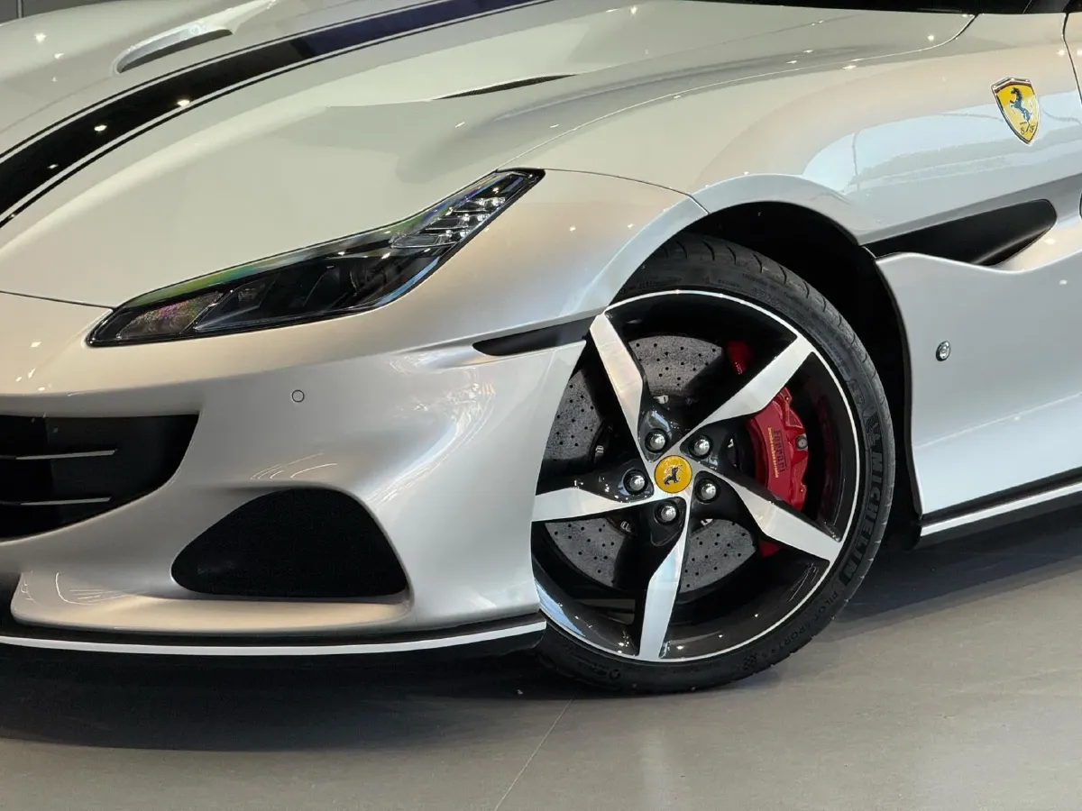 2021 Ferrari Portofino 3.9T 620HP V8 8DCT,autocango,china used car exporter,china ev exporter,chinese used car exporter,chinese used ev exporter