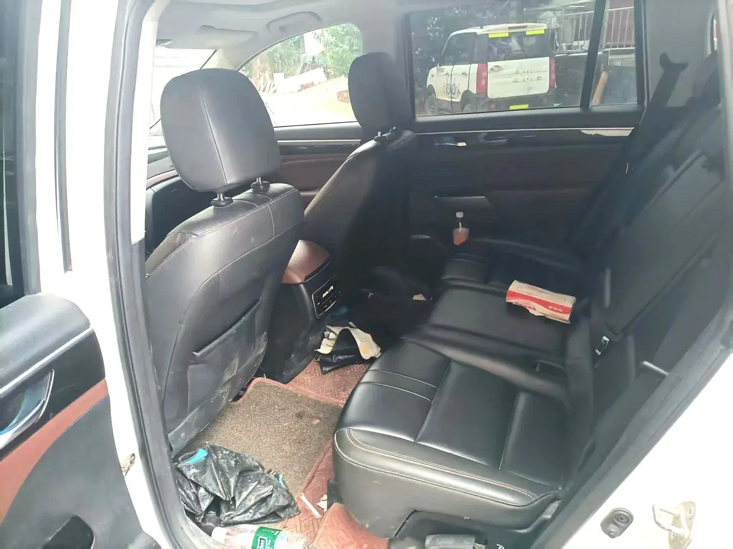 2017 GAC TRUMPCHI thumbnail 4