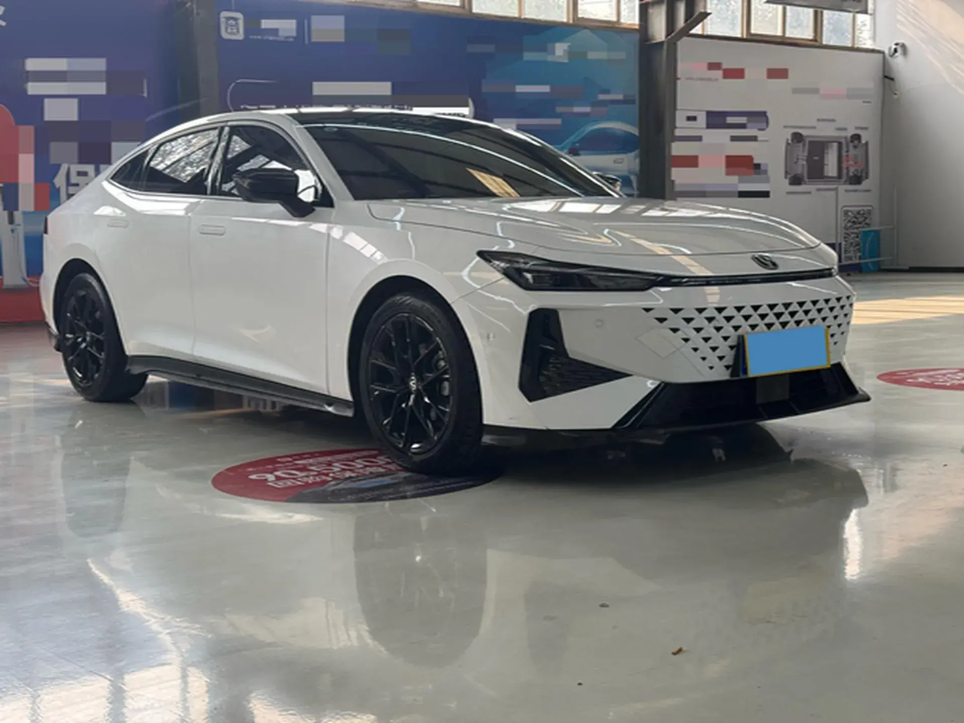 2024 CHANGAN UNI-V thumbnail 3