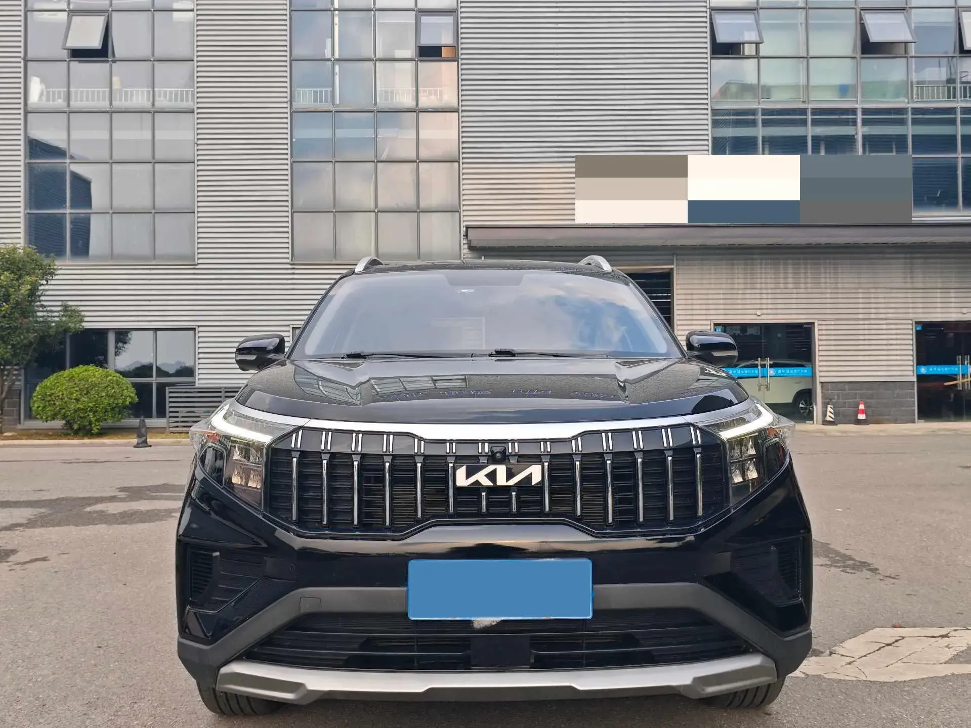 2021 KIA SPORTAGE thumbnail 2