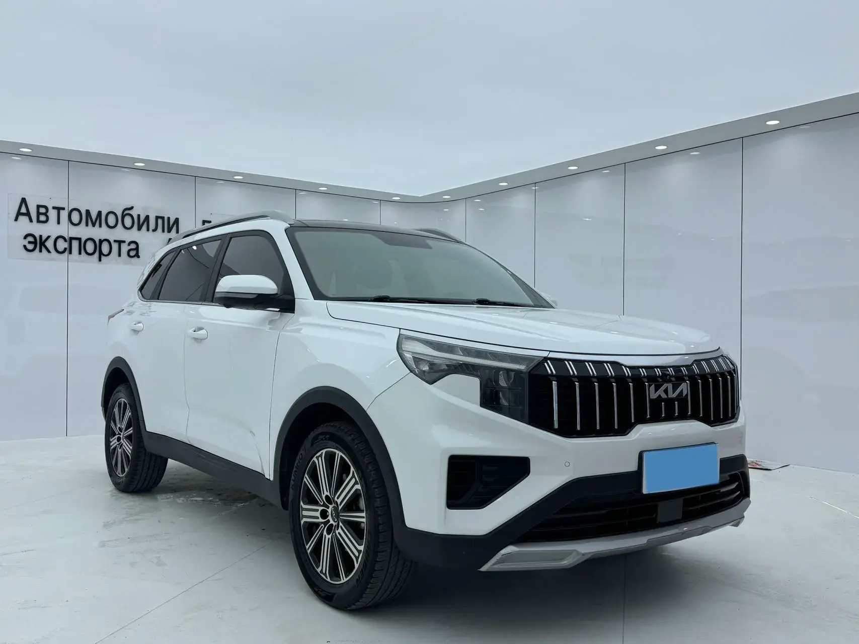 2021 KIA SPORTAGE thumbnail 3