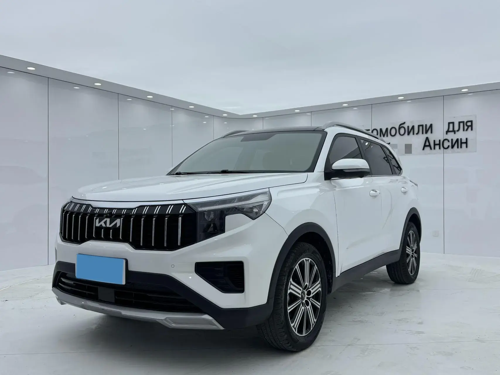 2021 KIA SPORTAGE view 1