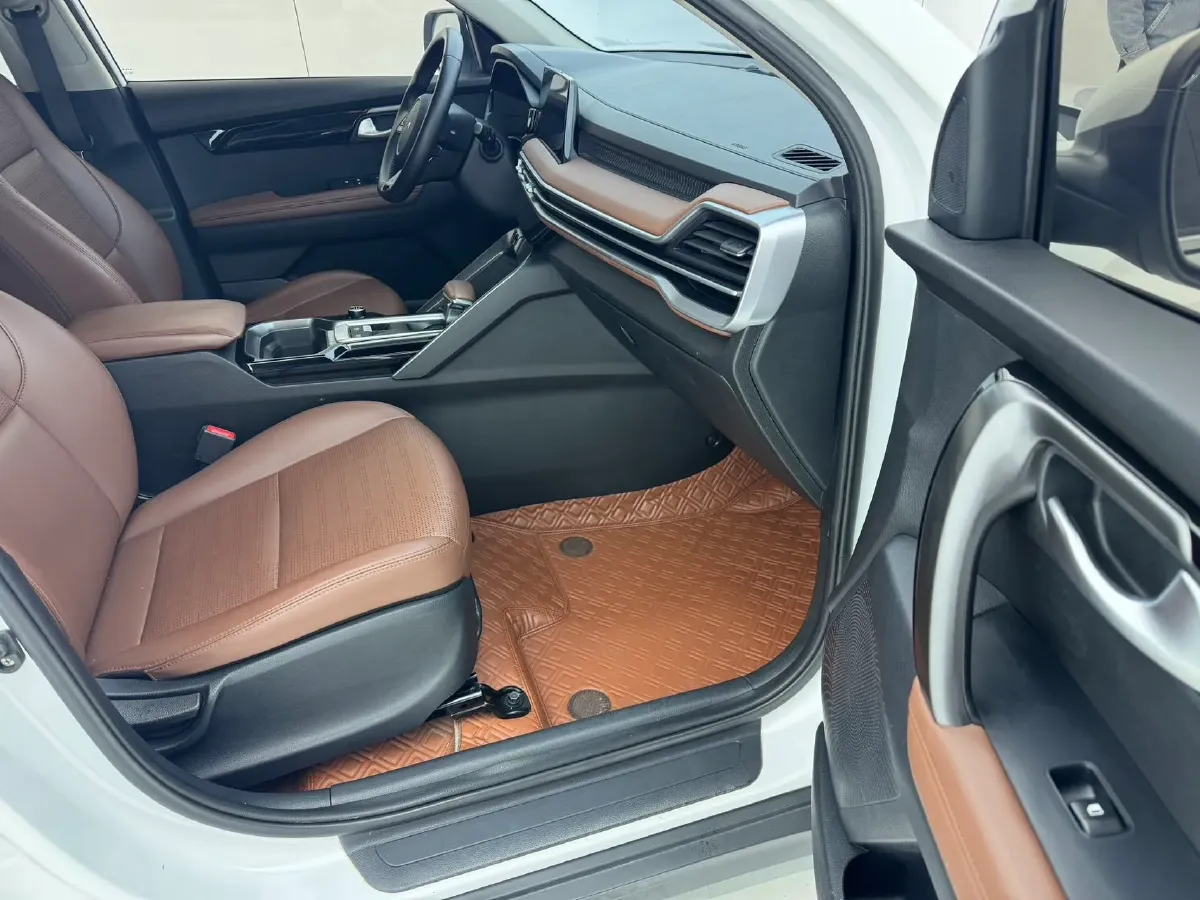 2021 Kia Sportage R 2.0L 161HP L4 6AT,autocango,china used car exporter,china ev exporter,chinese used car exporter,chinese used ev exporter