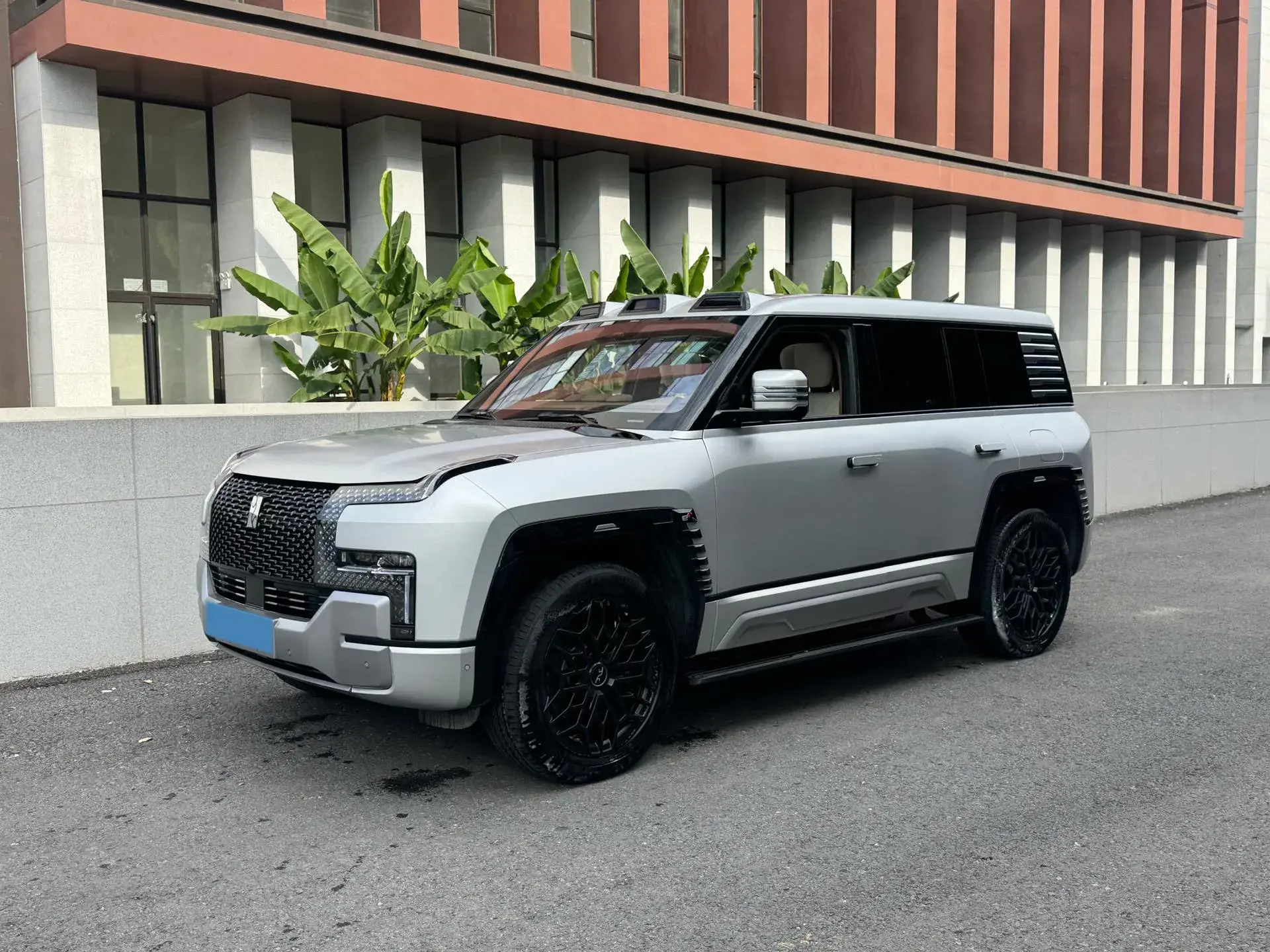 2023 YANGWANG U8 view 1