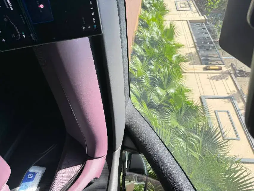 2024 NIO ET5T thumbnail 4