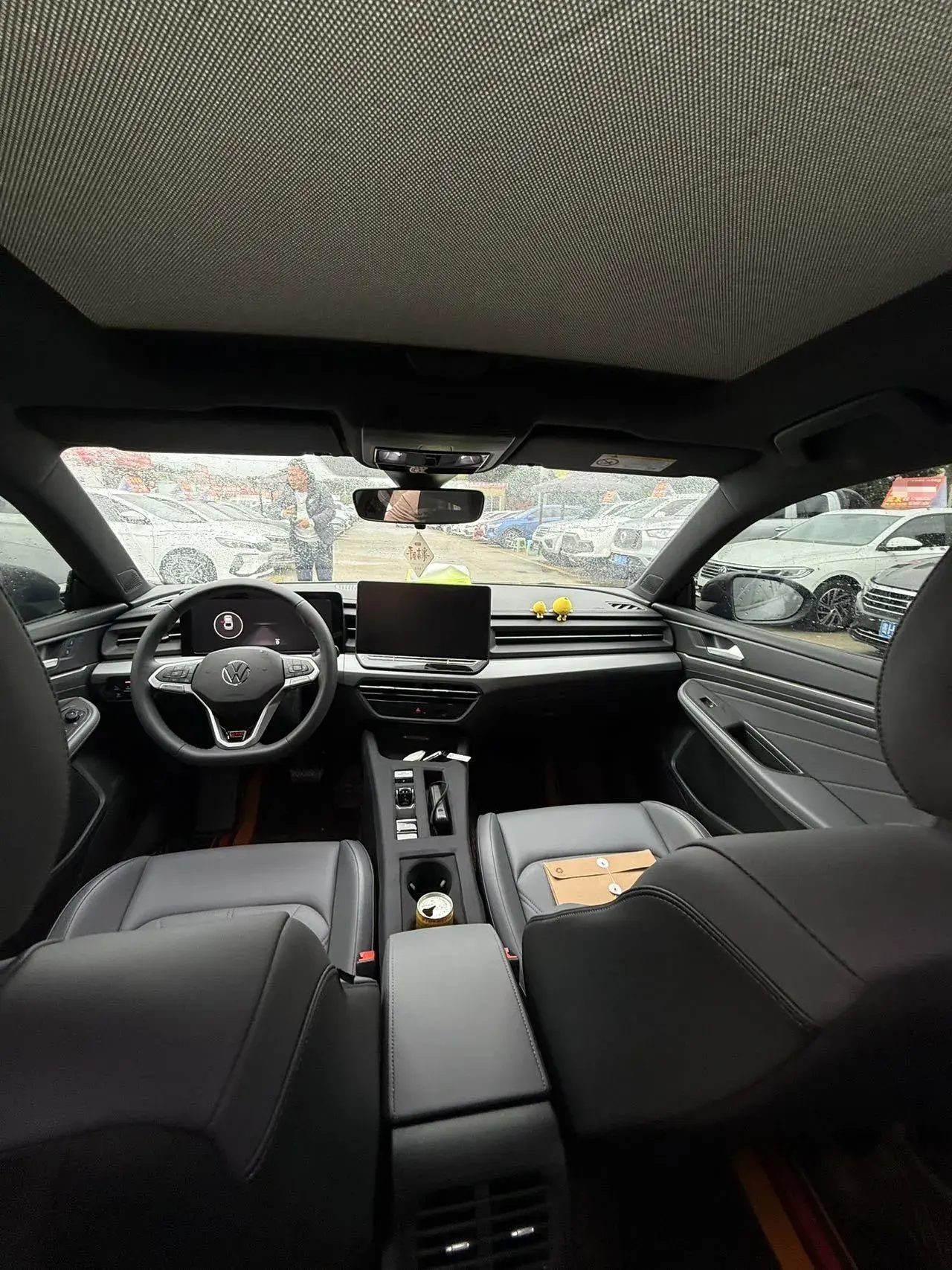 2023 VOLKSWAGEN LAMANDO thumbnail 4