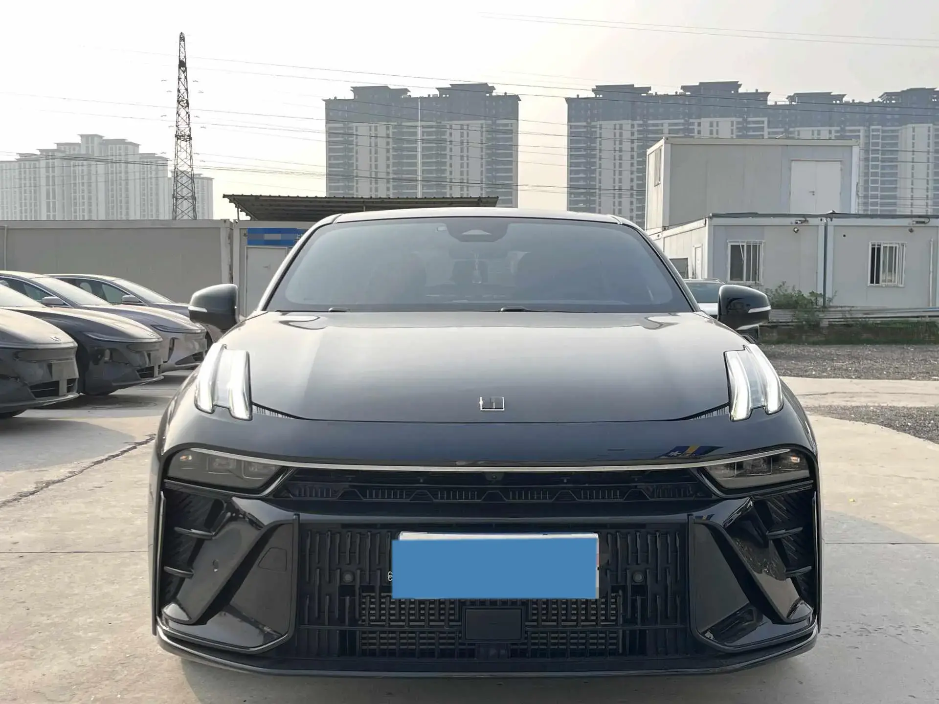 2023 LYNK&CO 03 thumbnail 3