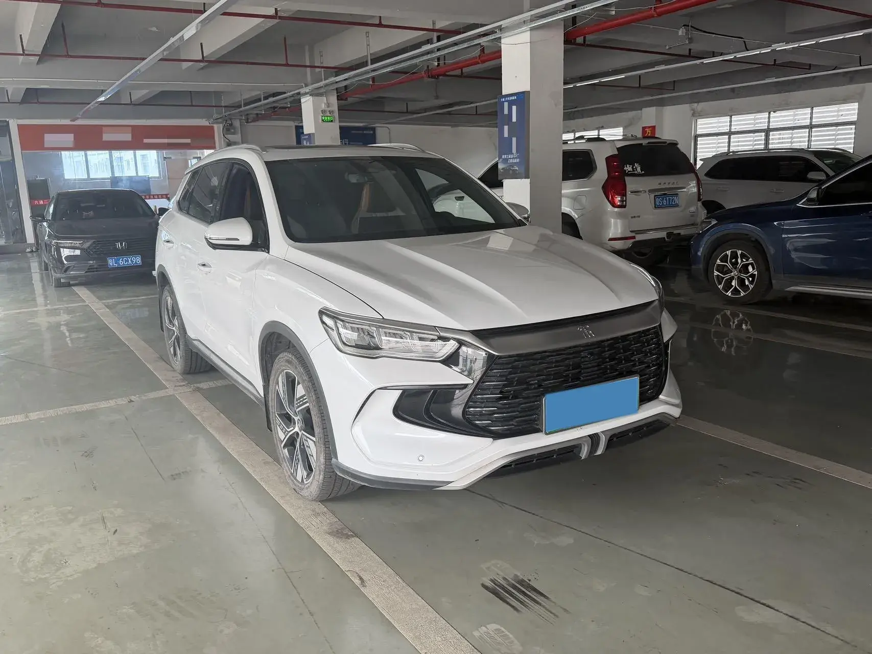 2023 BYD SONG thumbnail 2