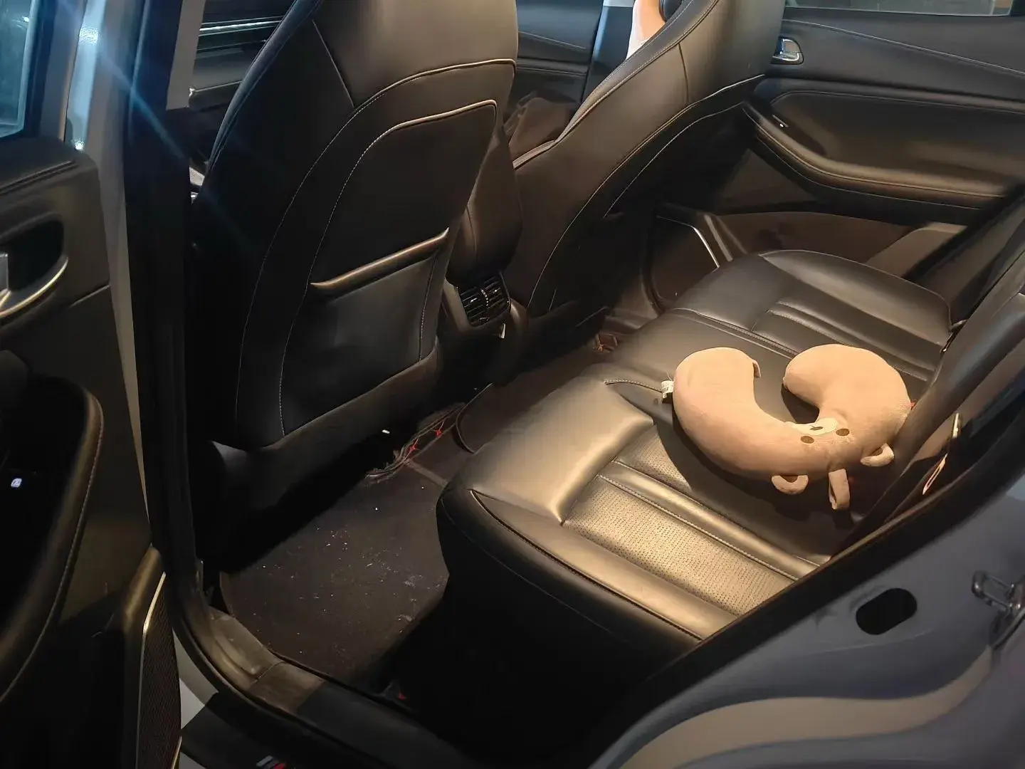 2022 GAC TRUMPCHI thumbnail 3