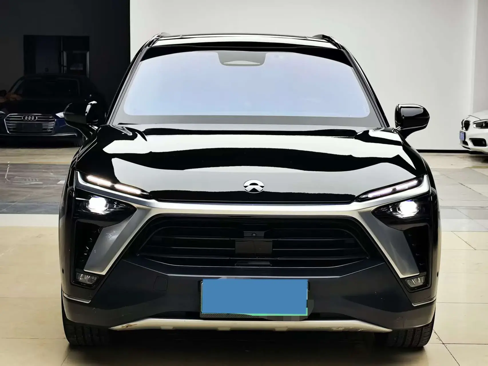 2020 NIO ES8 thumbnail 2