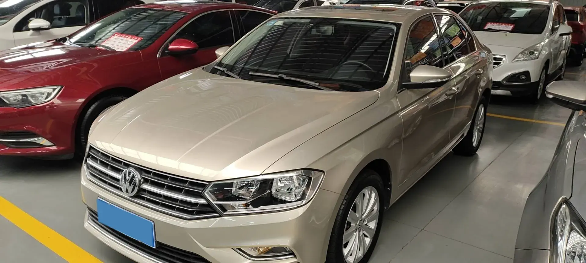 2018 VOLKSWAGEN BORA view 1