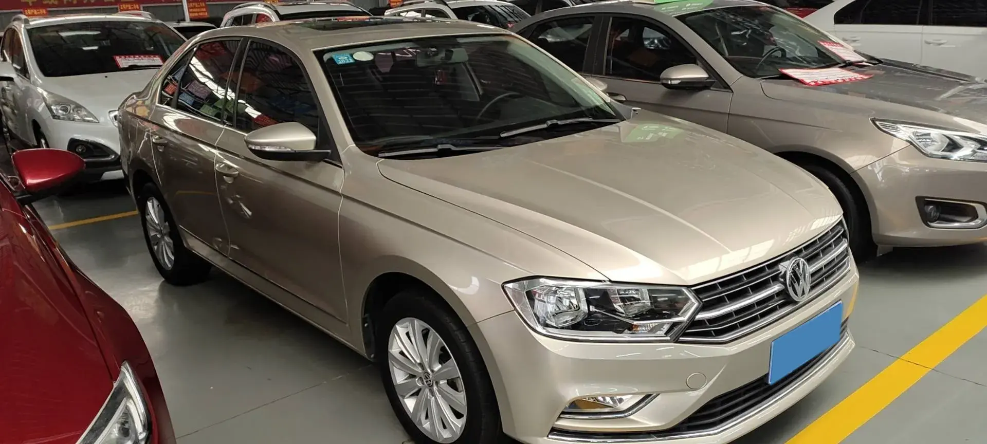 2018 VOLKSWAGEN BORA thumbnail 3