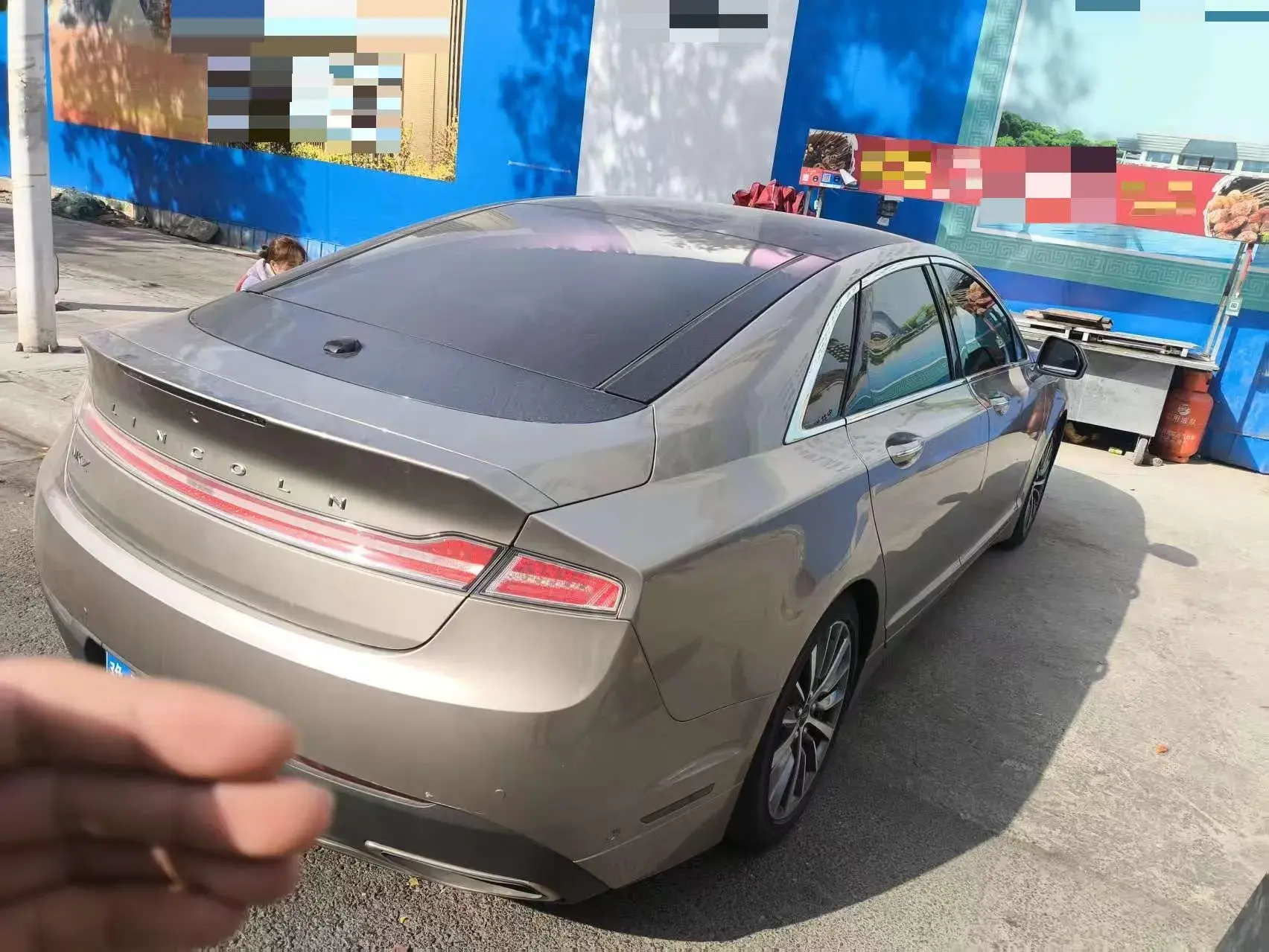 2019 LINCOLN MKZ thumbnail 3