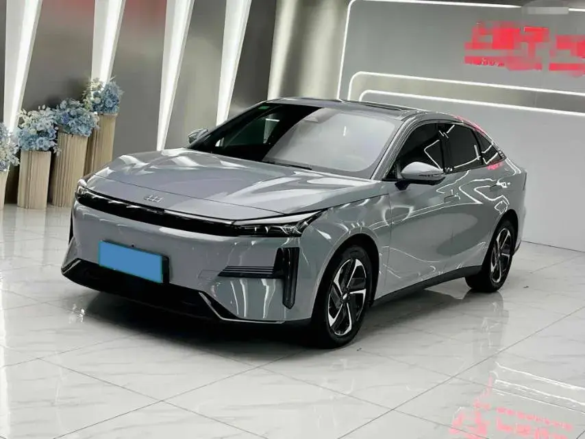 2024 GEELY GALAXY view 1