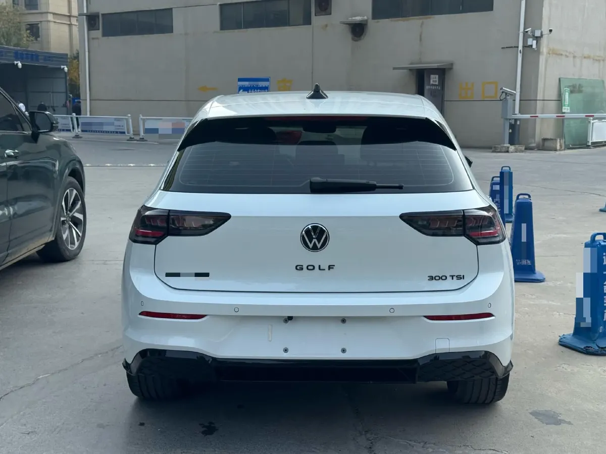 2025 Volkswagen Golf 1.5T 160HP L4 7DCT,autocango,china used car exporter,china ev exporter,chinese used car exporter,chinese used ev exporter