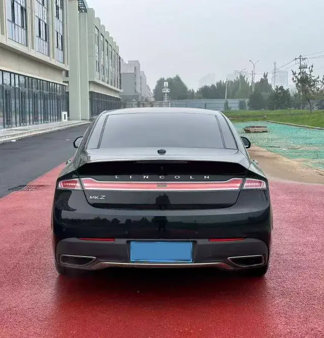 2018 LINCOLN MKZ thumbnail 4