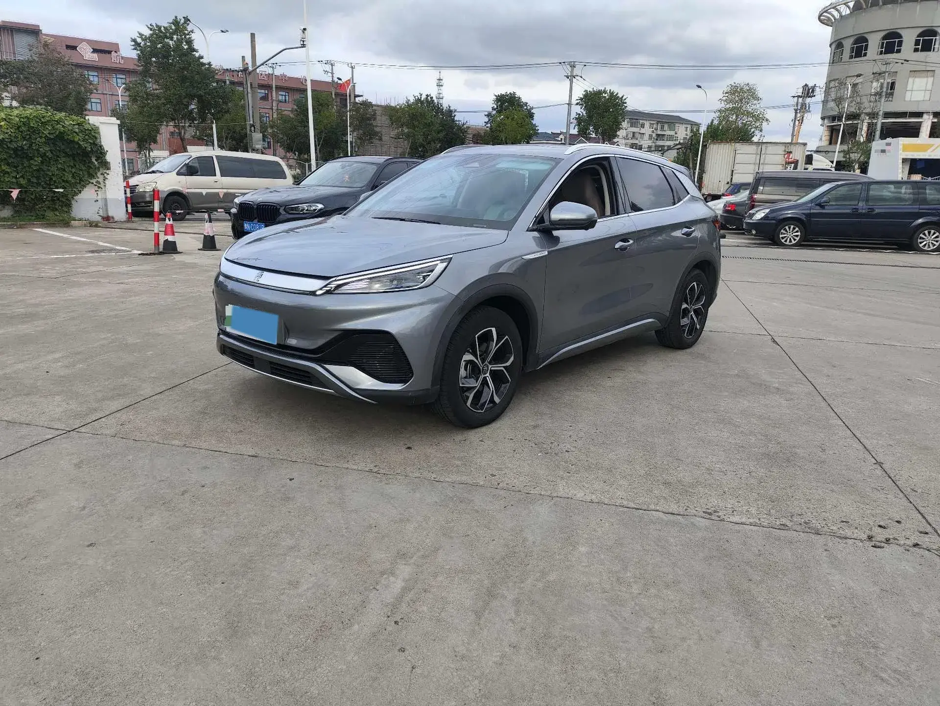 2023 BYD YUAN view 1