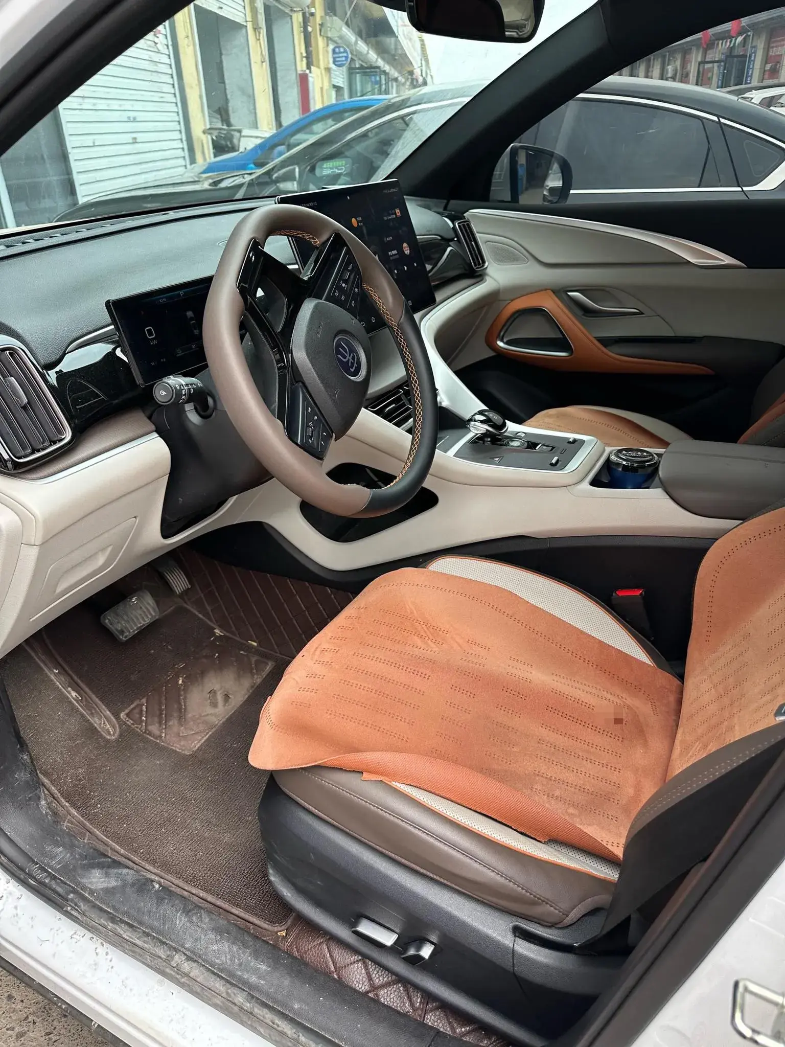 2023 BYD SONG thumbnail 4