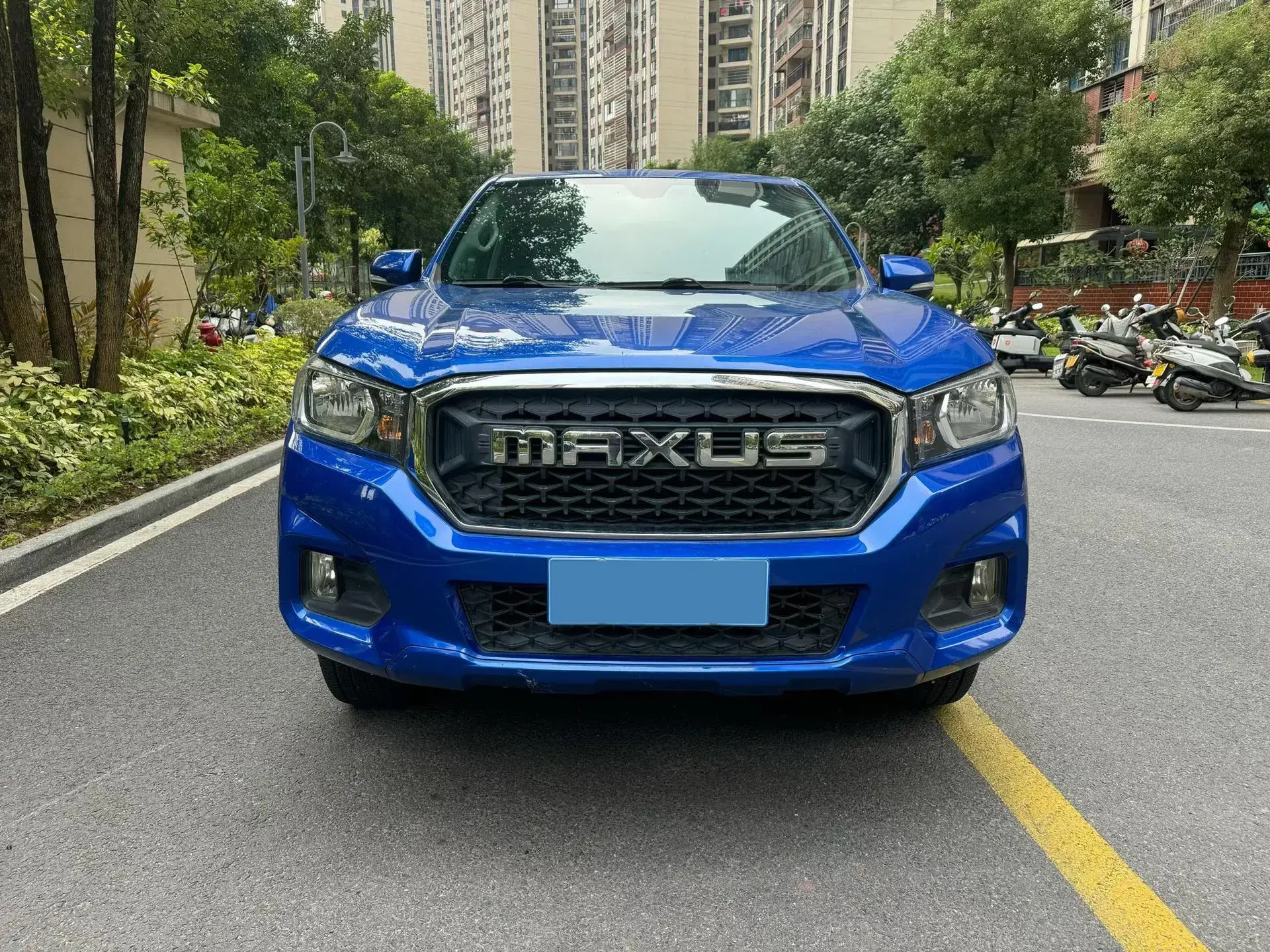 2021 MAXUS T70 thumbnail 2