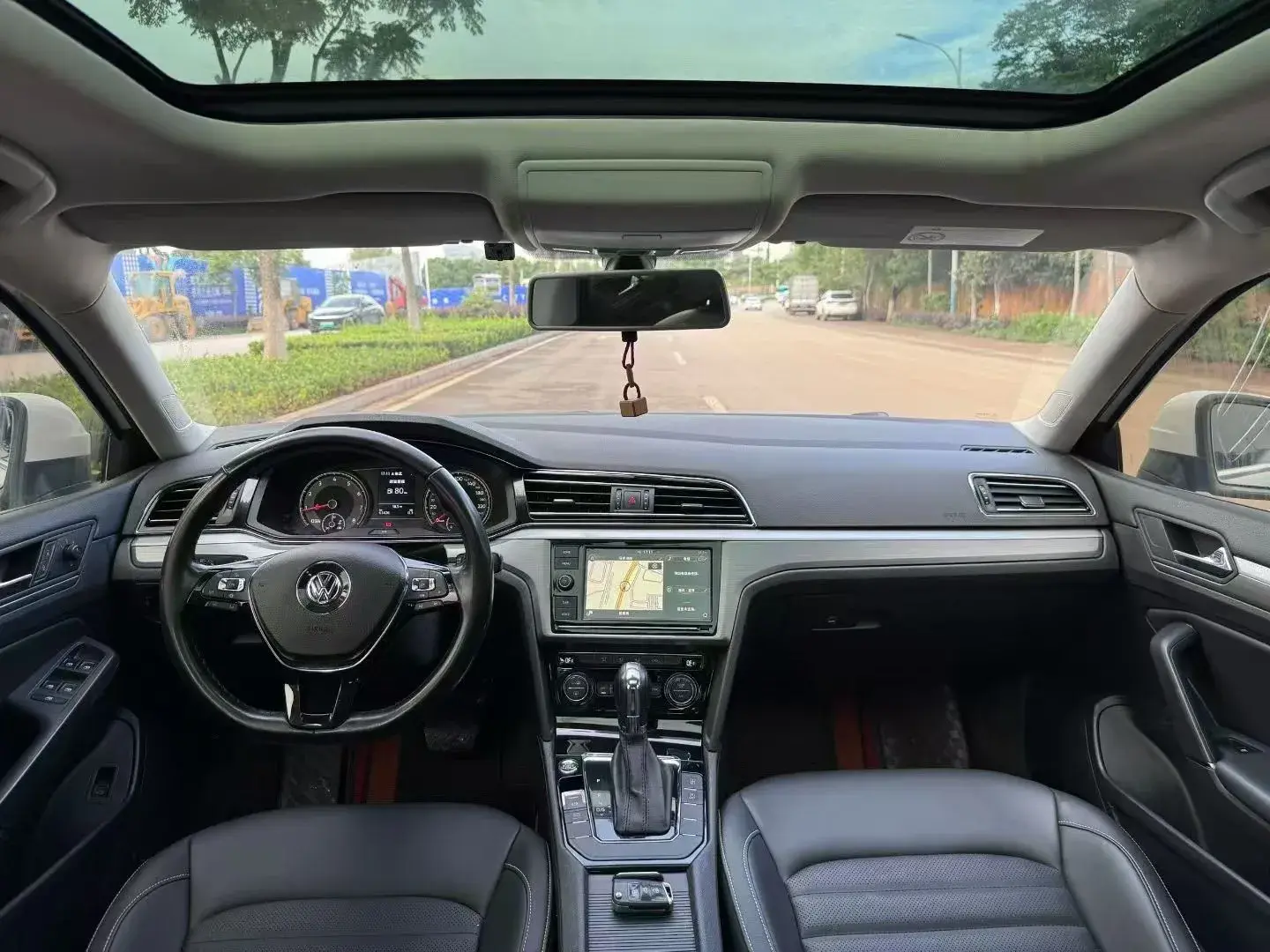 2019 VOLKSWAGEN LAMANDO thumbnail 4