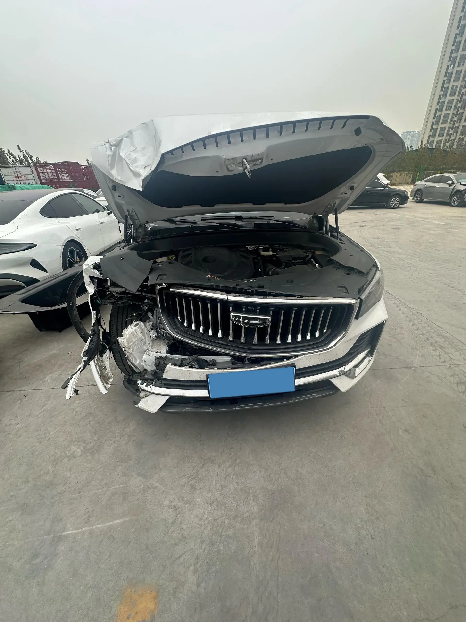 2023 GEELY MONJARO thumbnail 2