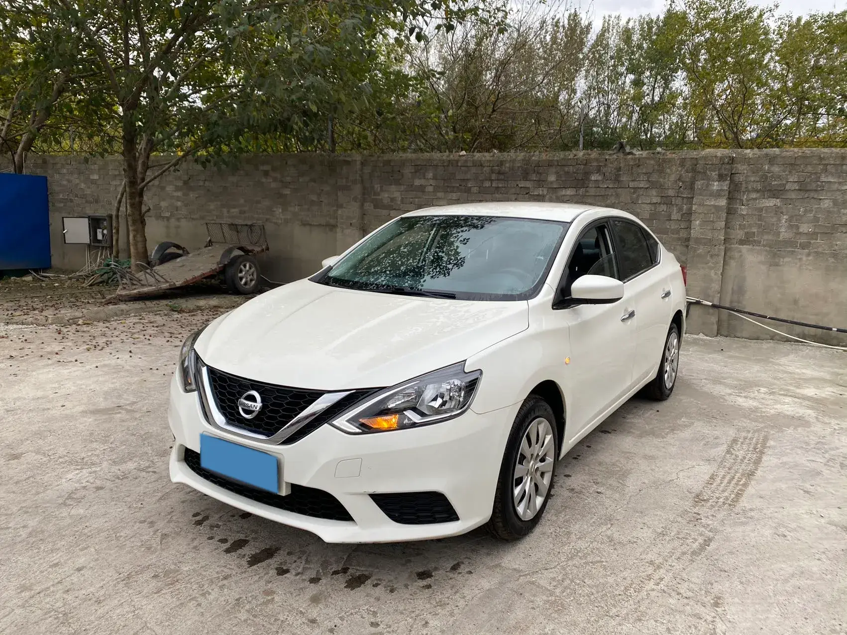 2022 NISSAN SYLPHY view 1