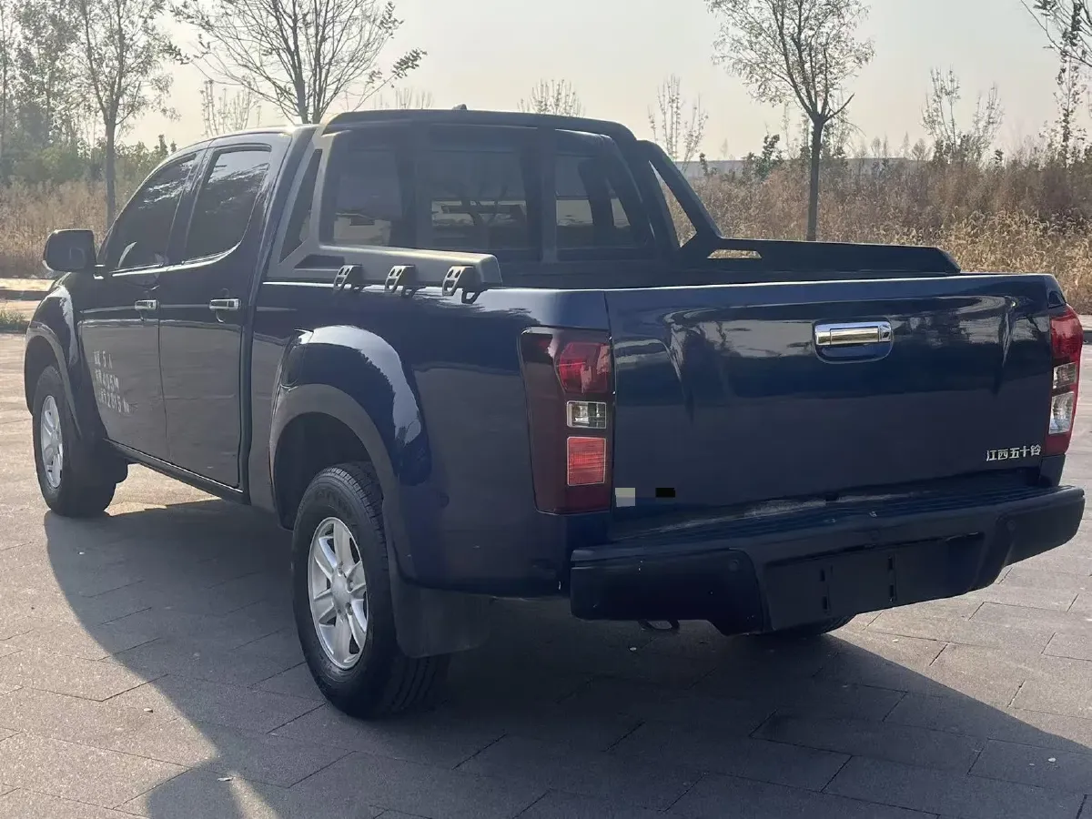 2020 Isuzu LingTuo 2.5T 150HP L4 6AT,autocango,china used car exporter,china ev exporter,chinese used car exporter,chinese used ev exporter