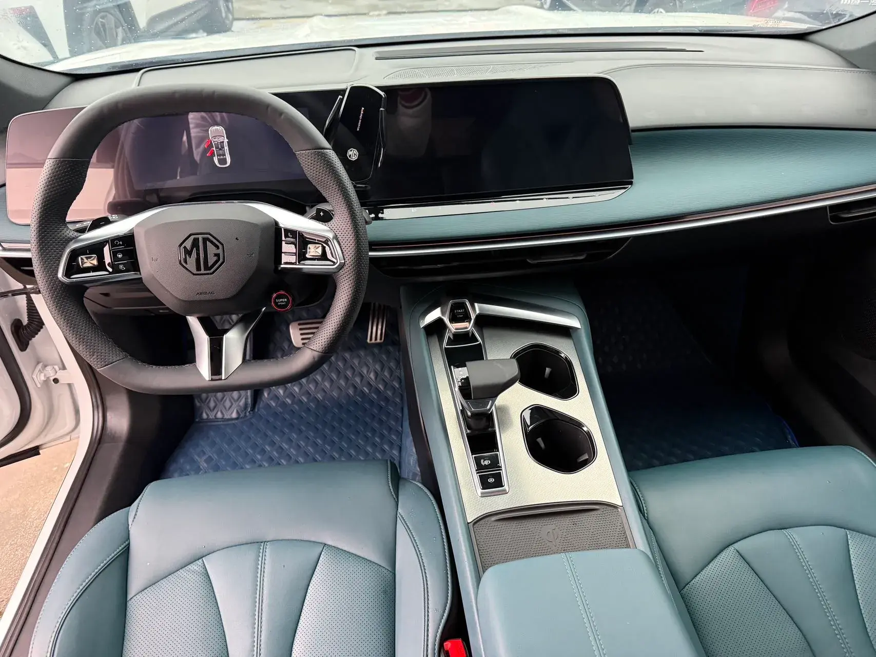 2023 MG 7 thumbnail 3