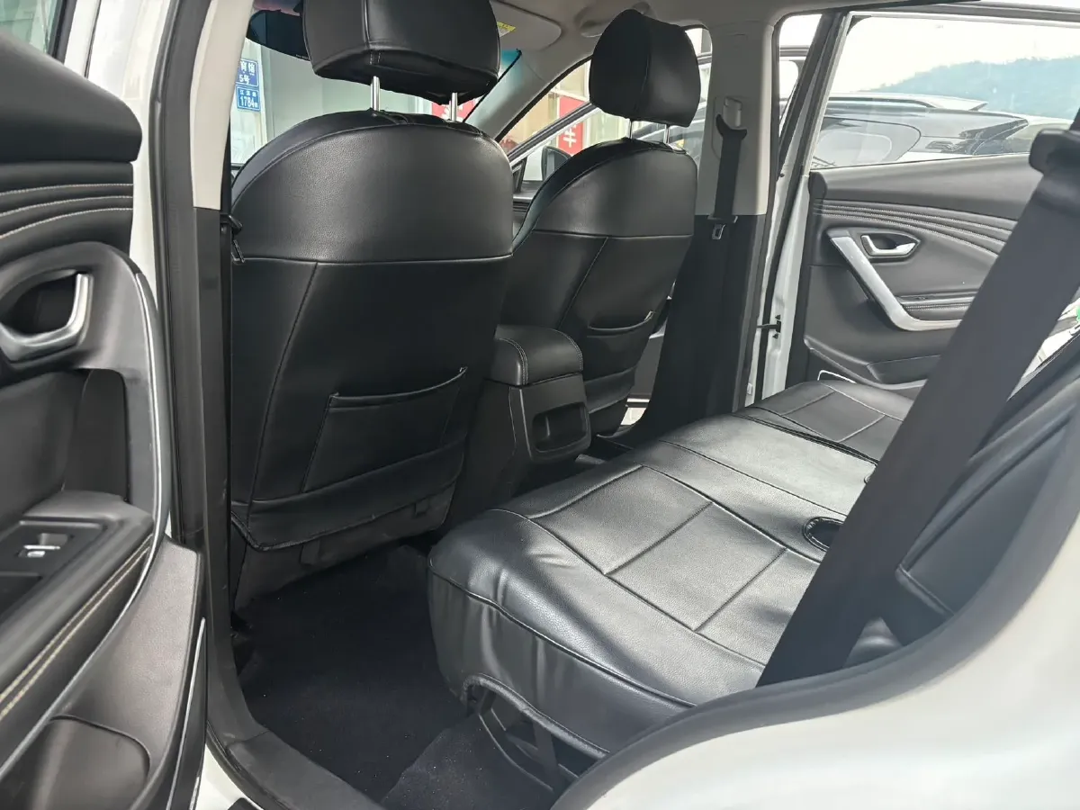 2019 Jetour X70 1.5T 156HP L4 6DCT,autocango,china used car exporter,china ev exporter,chinese used car exporter,chinese used ev exporter