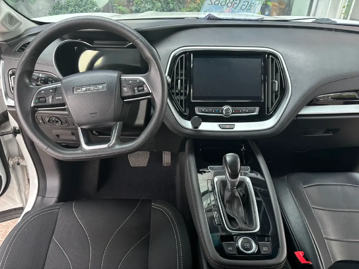 2019 Jetour X70 1.5T 156HP L4 6DCT,autocango,china used car exporter,china ev exporter,chinese used car exporter,chinese used ev exporter