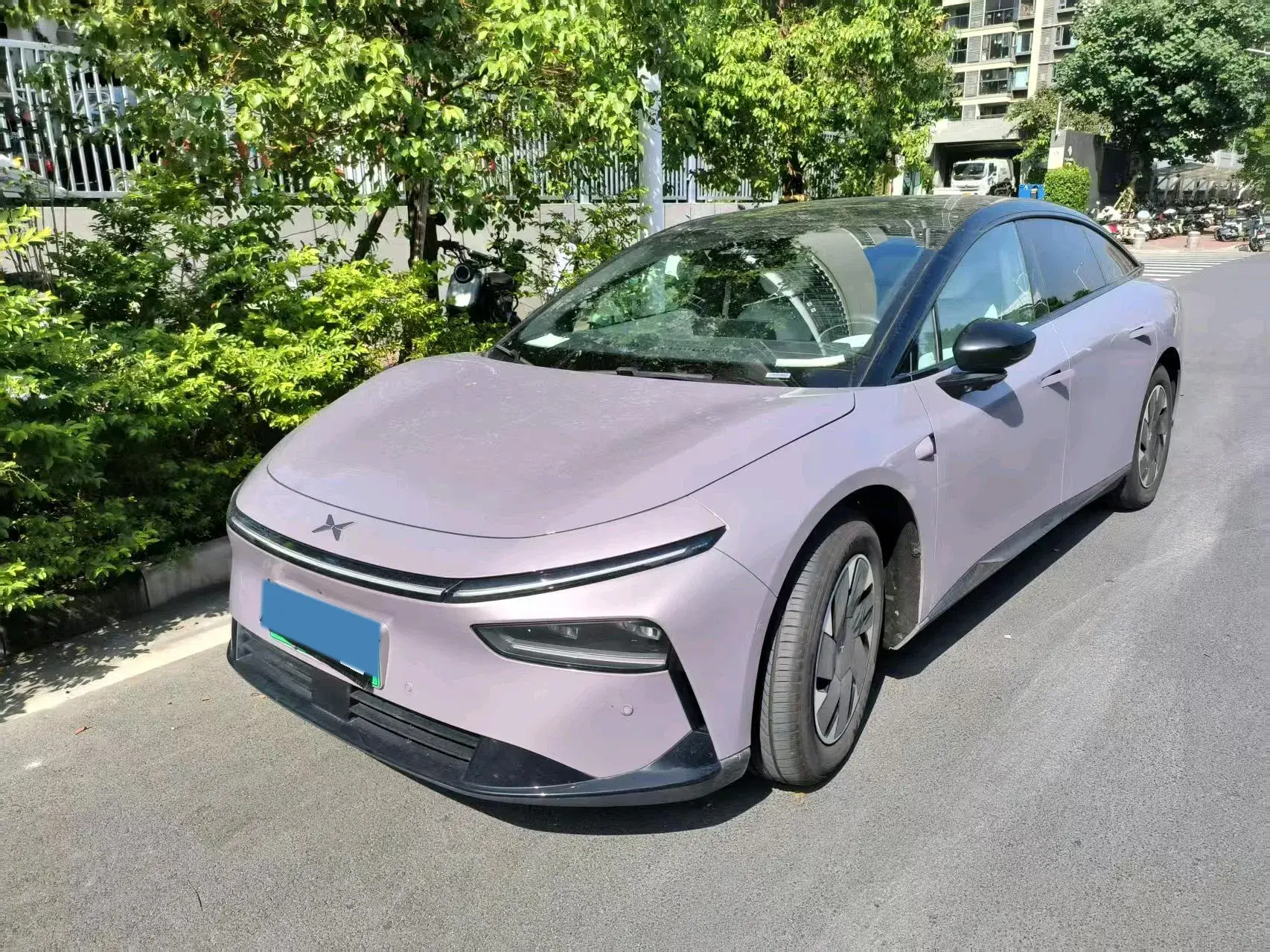 2024 XPENG P7+ view 1