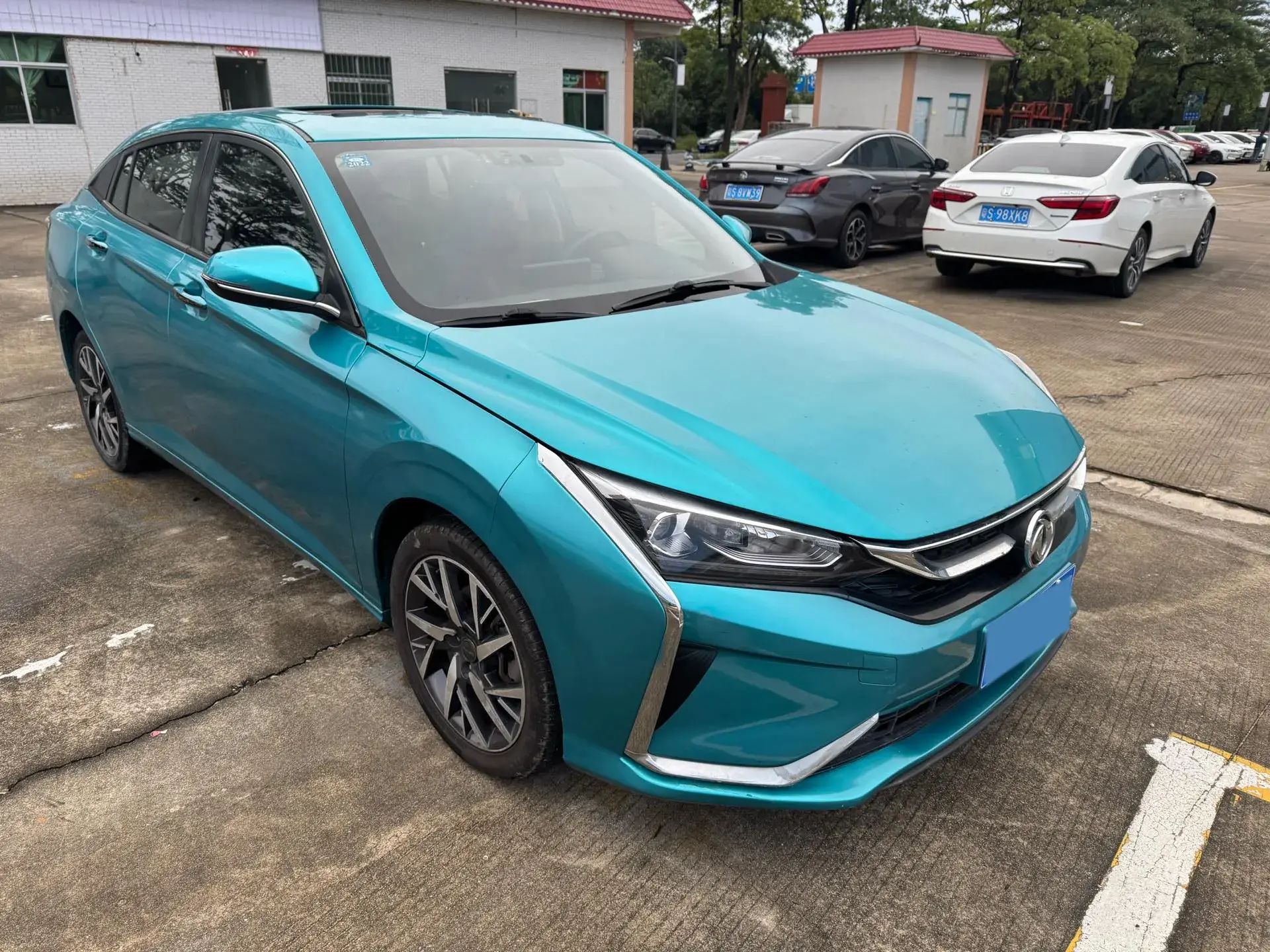 2020 DONGFENG AEOLUS thumbnail 3