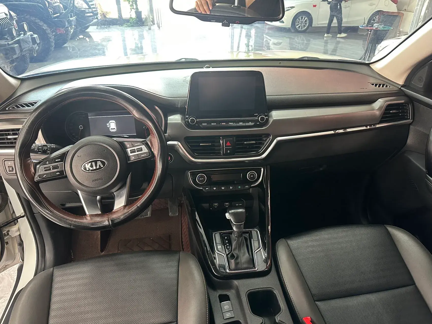 2018 KIA SPORTAGE thumbnail 2