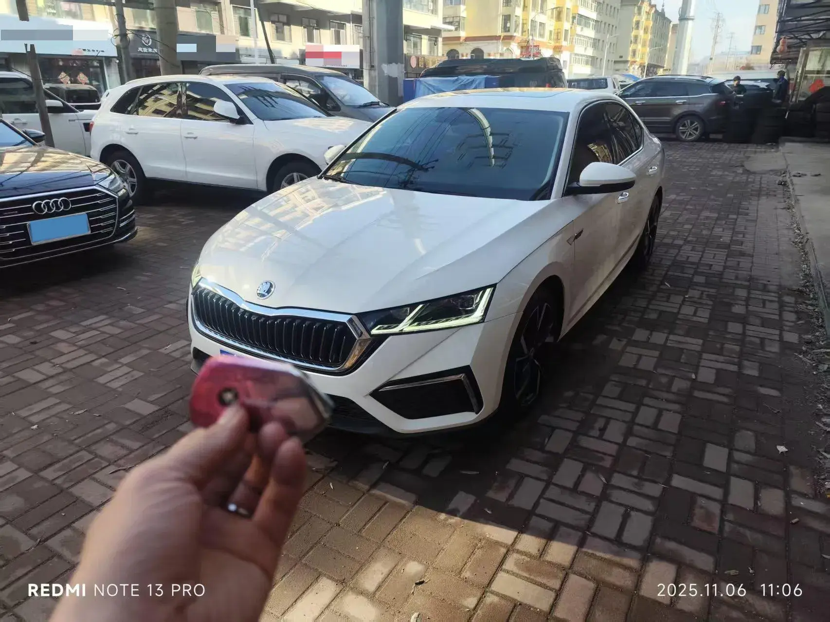 2021 SKODA OCTAVIA view 1