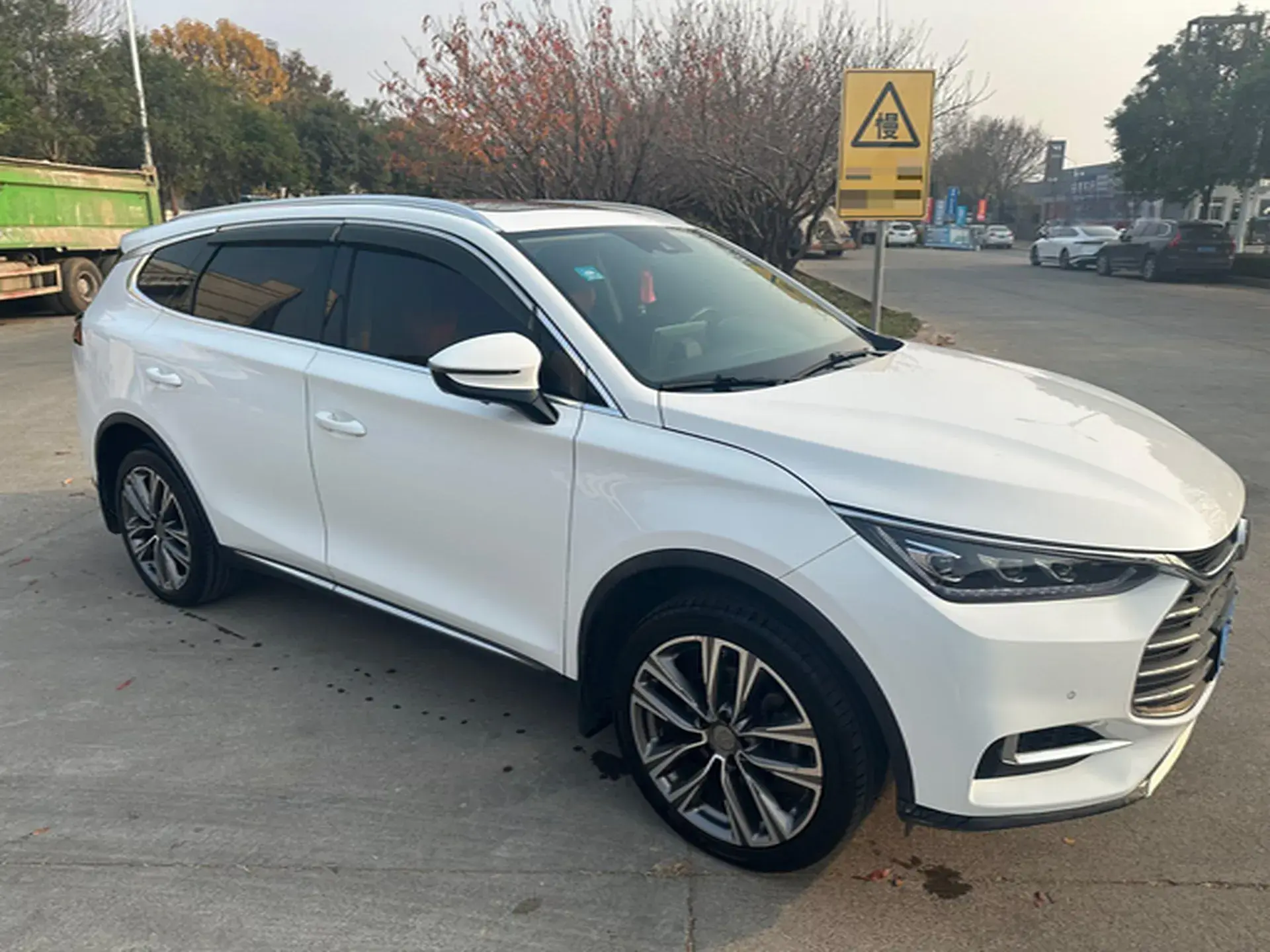 2018 BYD TANG thumbnail 3