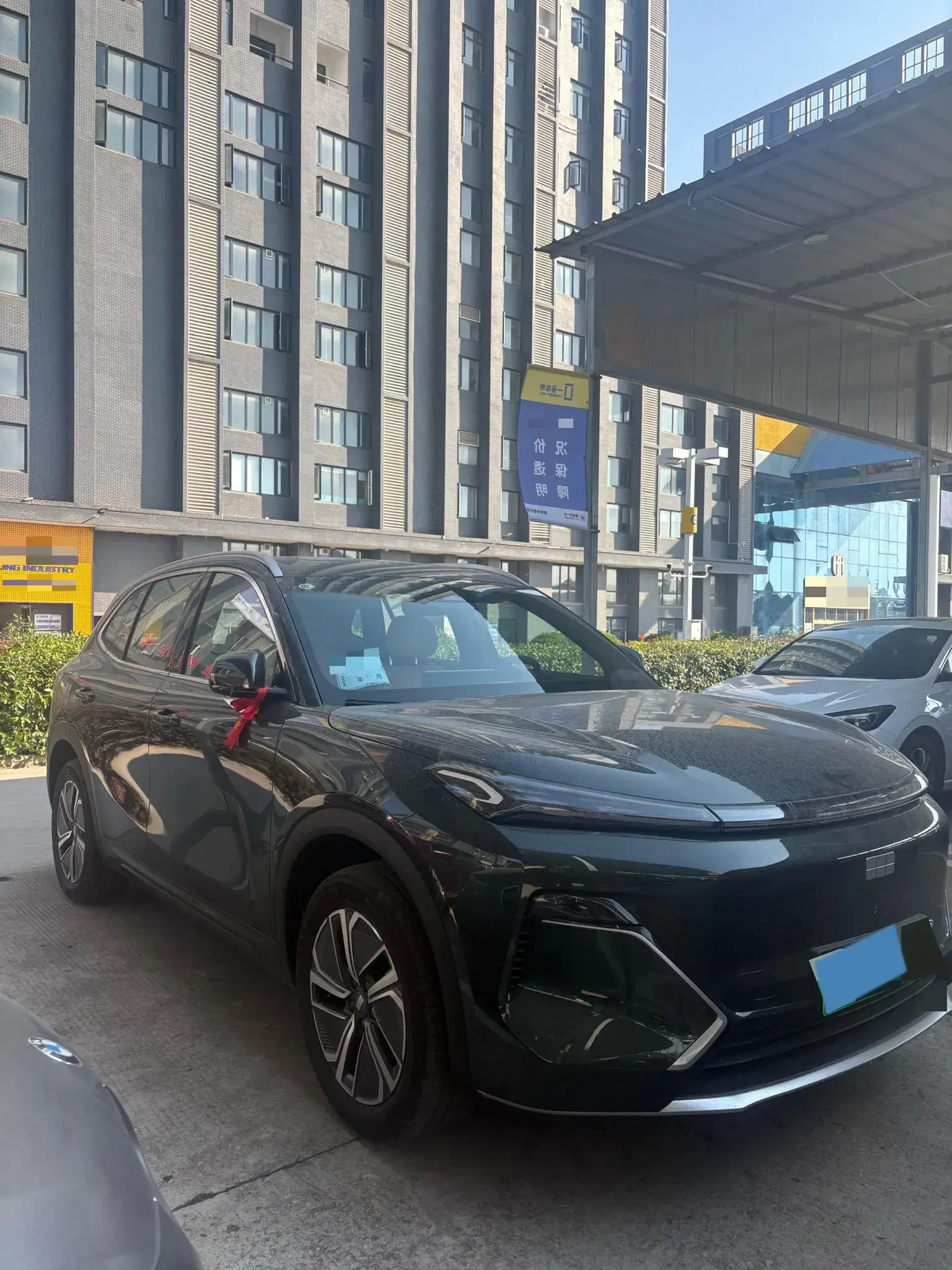 2025 GEELY GALAXY thumbnail 2