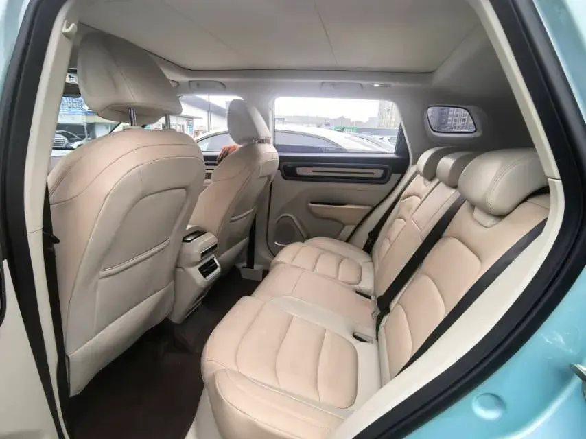 2023 GEELY ICON thumbnail 4