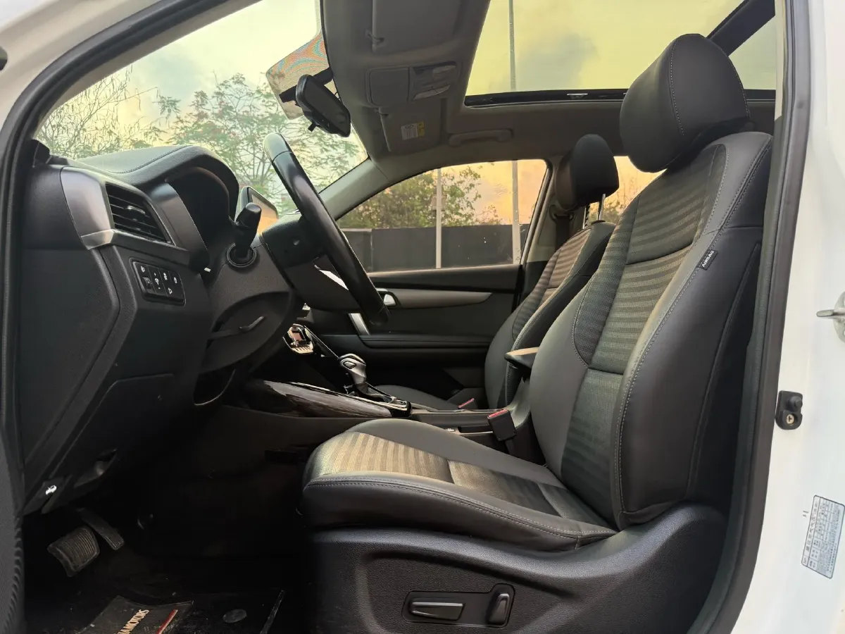 2019 Kia Sportage R 2.0L 160HP L4 6AT,autocango,china used car exporter,china ev exporter,chinese used car exporter,chinese used ev exporter