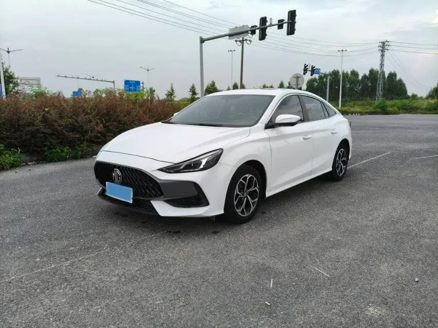 2021 MG 5 view 1