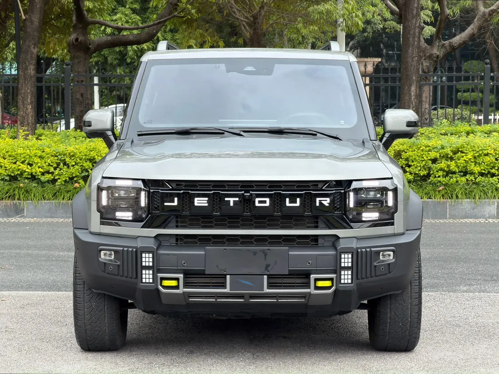 2023 JETOUR TRAVELLER thumbnail 2