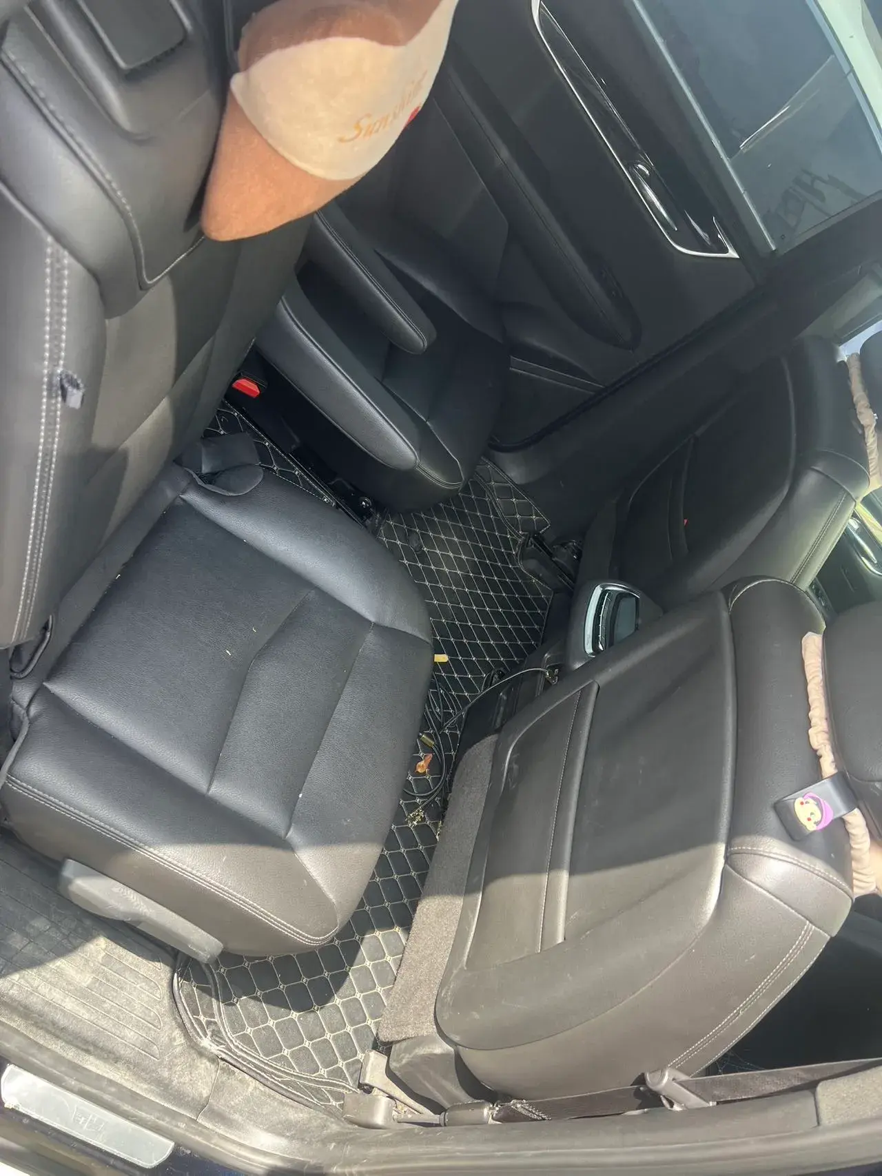 2021 CADILLAC XT6 thumbnail 4