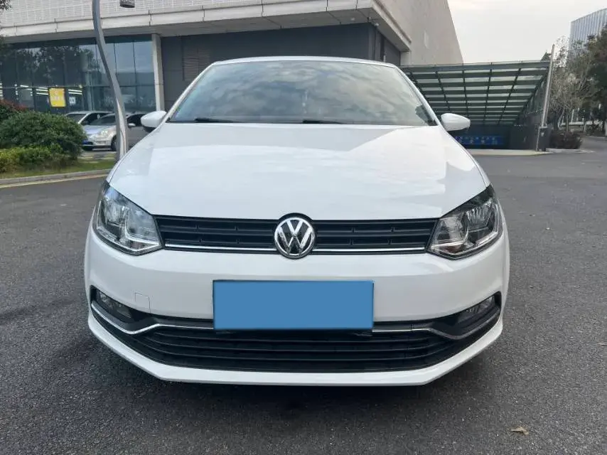 2018 VOLKSWAGEN POLO thumbnail 2