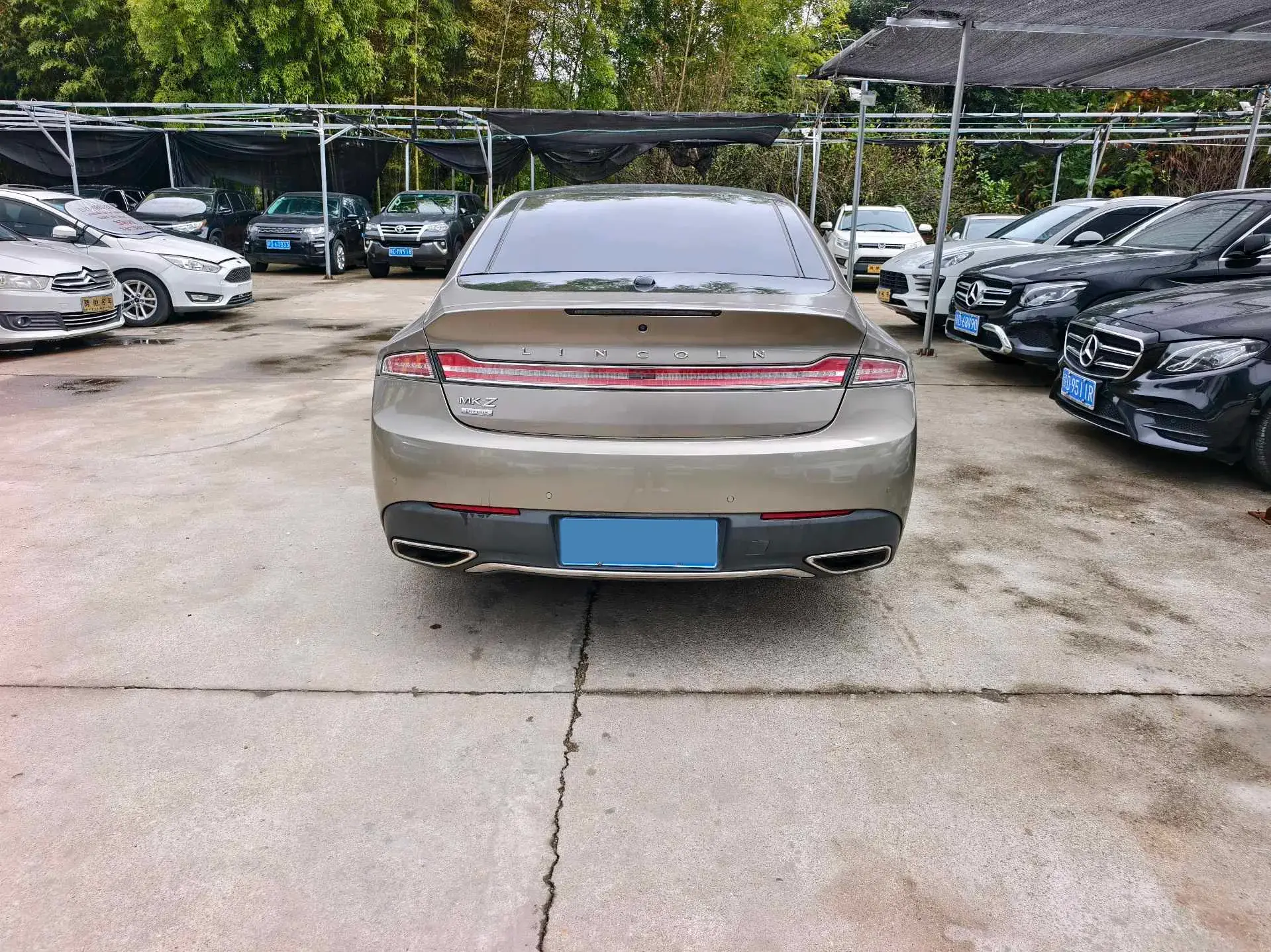 2019 LINCOLN MKZ thumbnail 3