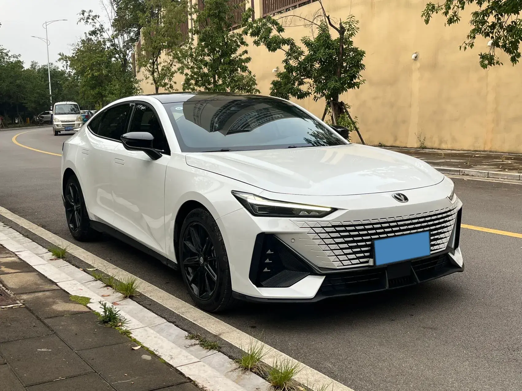 2024 CHANGAN UNI-V thumbnail 3