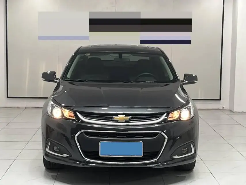2018 CHEVROLET MALIBU thumbnail 2