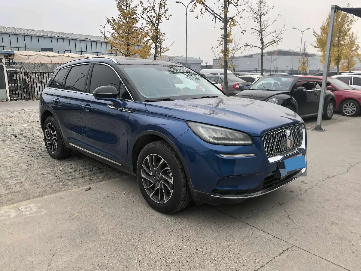 2022 Lincoln Corsair 2.0T 245HP L4 8AT,autocango,china used car exporter,china ev exporter,chinese used car exporter,chinese used ev exporter
