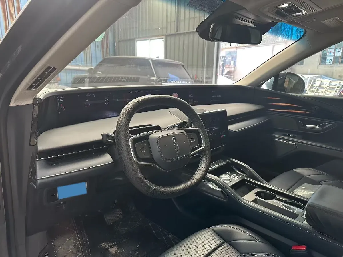 2023 Lincoln Nautilus 2.0T 261HP L4 8AT,autocango,china used car exporter,china ev exporter,chinese used car exporter,chinese used ev exporter