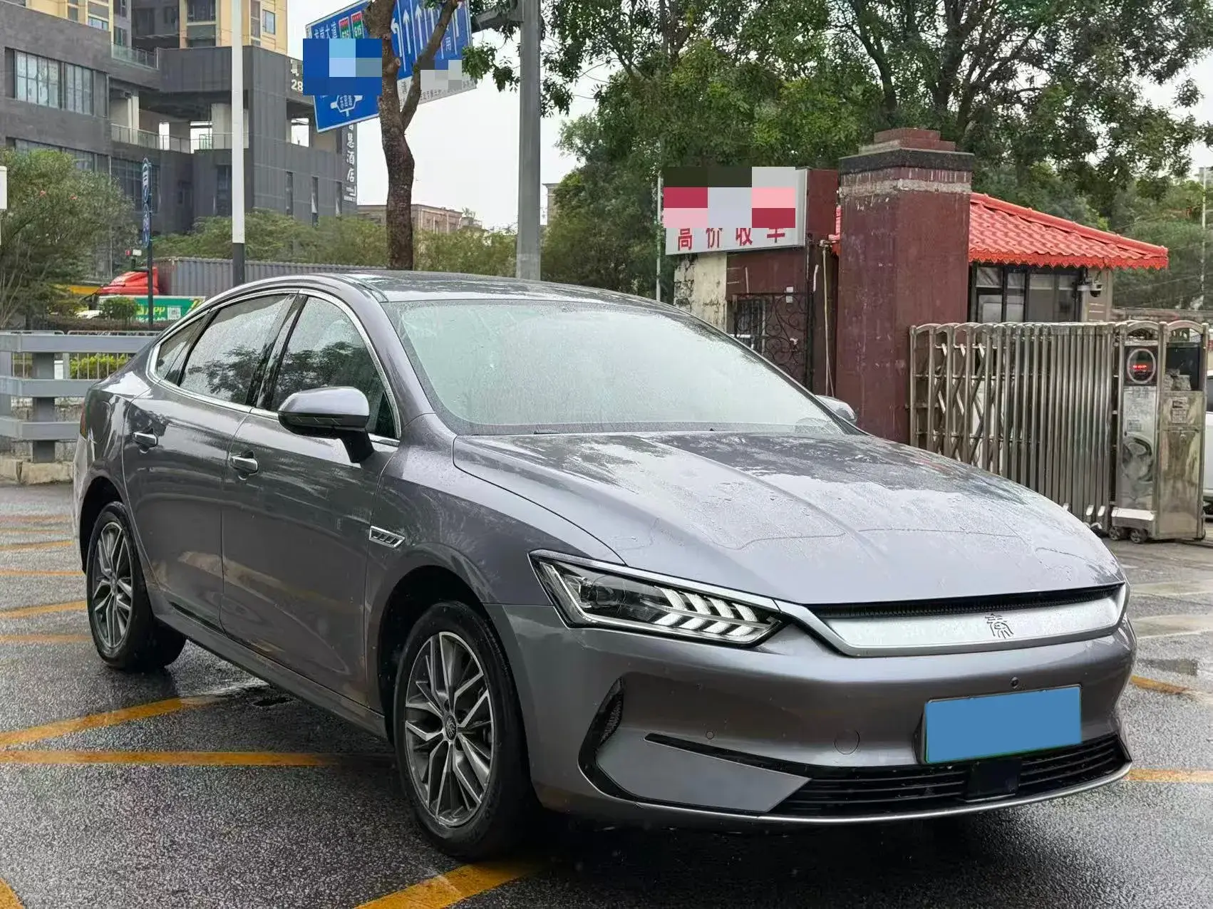 2023 BYD QIN thumbnail 3